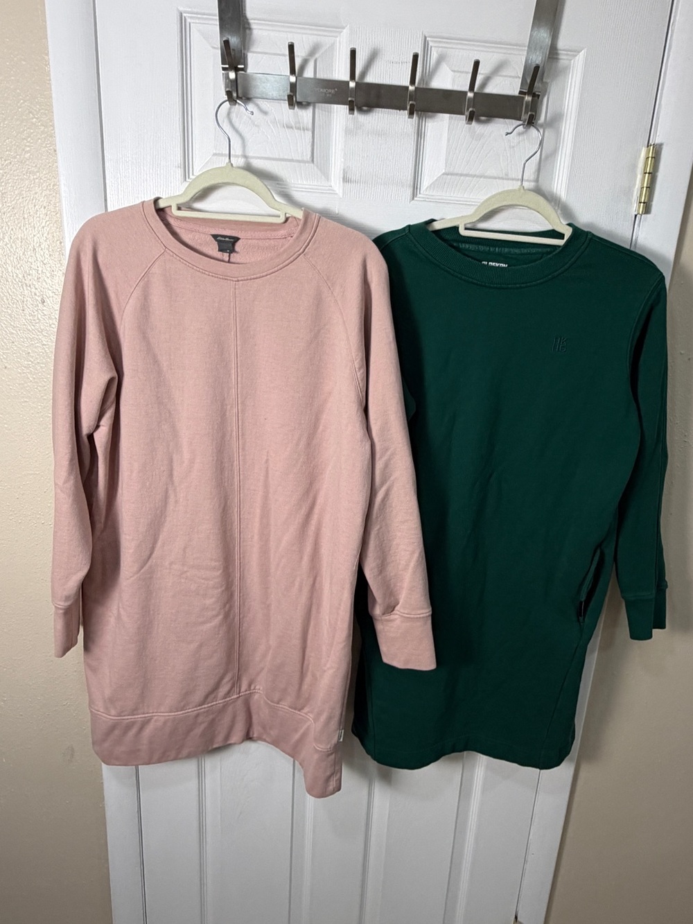 Crewneck Sweatshirt Dress - Blush Pink & Forest Green M